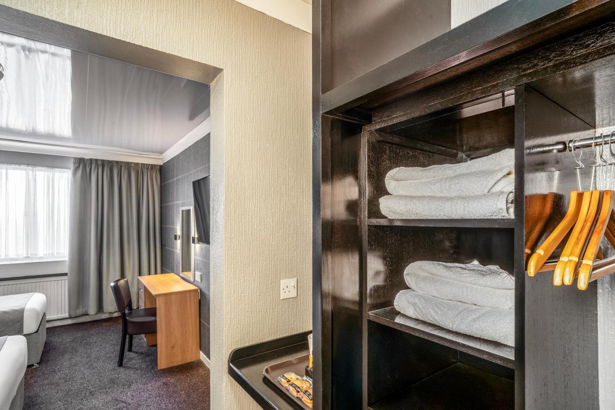 Airport Hotel Манчестер Экстерьер фото